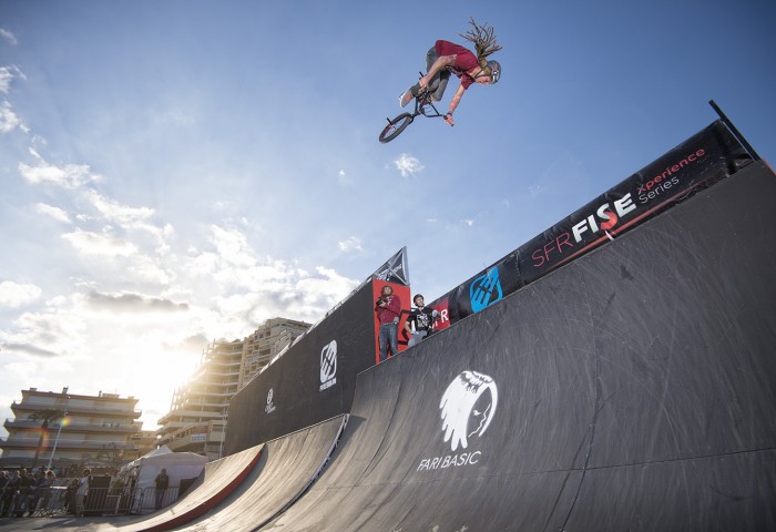 Découvrez le plan 3D du SFR Fise Xperience à Canet 