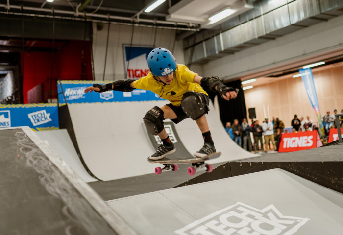 efise junior skate