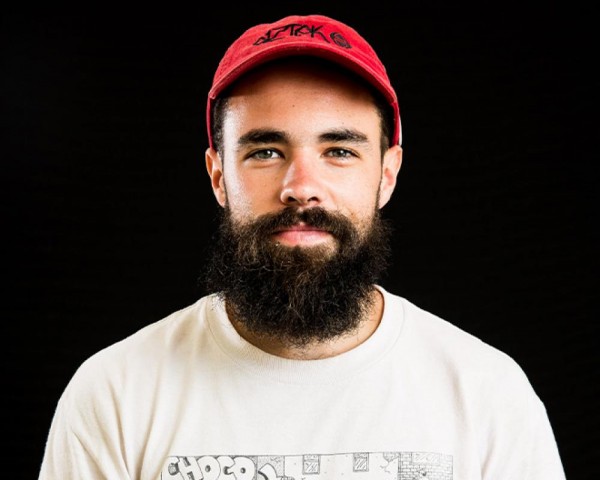 BARRETT Dan
